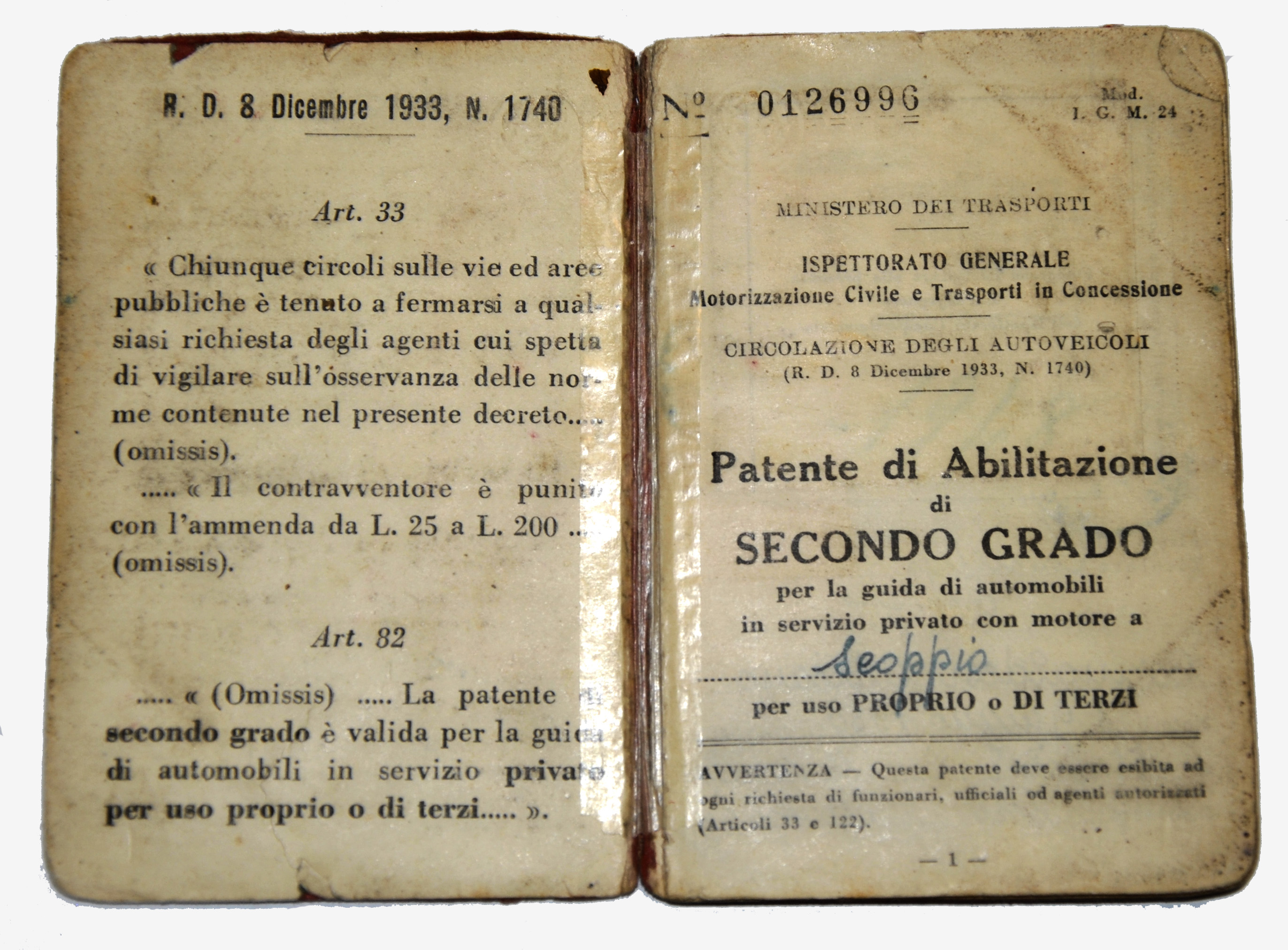 Luigi Belotti agli esordi dell’officina, 1923